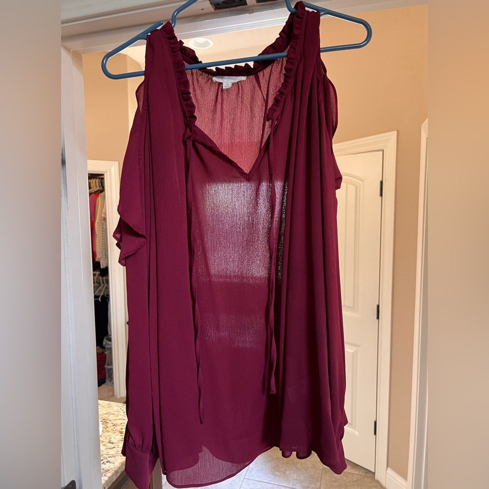 Maroon pickaboo blouse